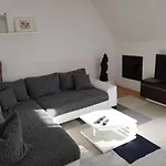 Διαμέρισμα Am Suedpark - Inkl Garten Mit Sitzlounge - Zentrumsnah
