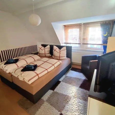 Am Suedpark - Inkl Garten Mit Sitzlounge - Zentrumsnah Apartman
